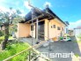 ～閑静な住宅街の立地～
・周辺は閑静な住宅街となっておりますので、静かな暮らしをご実現いただけます。
・前面道路の交通量も多くないので、小さなお子様がいるご家庭でもご安心ですね。
