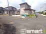 ～開放感ある角地のお住まい～
・２方向が空く事で開放感のある角地に位置しております。
・窮屈な感じが無く、ゆったりと暮らせるこの魅力をぜひ現地でご体感くださいませ。
