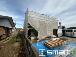 ~完成物件もご案内可能~
・ご案内時には実際の立地に加え、同メーカー・同仕様の完成物件もご案内可能です。
・ぜひ現地と建物をご覧いただき、具体的にイメージしてみてくださいませ。