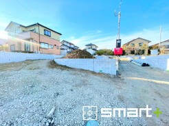 ~完成物件もご案内可能~
・ご案内時には実際の立地に加え、同メーカー・同仕様の完成物件もご案内可能です。
・ぜひ現地と建物をご覧いただき、具体的にイメージしてみてくださいませ。