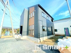 ~完成物件もご案内可能~
・ご案内時には実際の立地に加え、同メーカー・同仕様の完成物件もご案内可能です。
・ぜひ現地と建物をご覧いただき、具体的にイメージしてみてくださいませ。