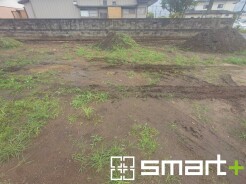 ~ベタ基礎でしっかりとした土台~
・コンクリートの中に鉄筋を配し強度を高めた「ベタ基礎」を採用。
・しっかりとした土台を造ったうえで、その上に建物が築造されていきます。(3号棟)