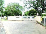 下高津小学校