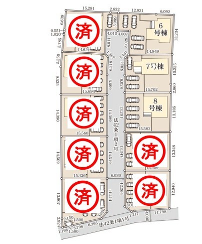 ～カースペース３～４台分ご用意～
・３～４台分のカースペースがございますので、車通勤の方やご来客の多い方にもお勧めのお住まいです。
・余裕の敷地で余裕の新生活をお過ごしいただけます。
